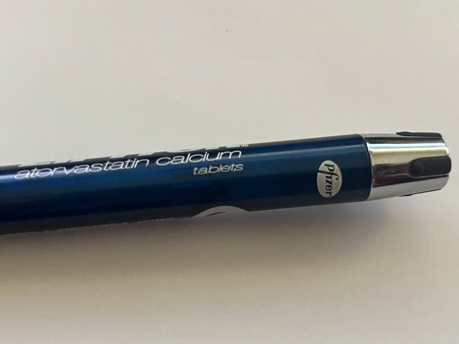 LIPITOR PHARMACEUTICAL DRUG REP PENS COLLECTIBLE heavy metal clear blue