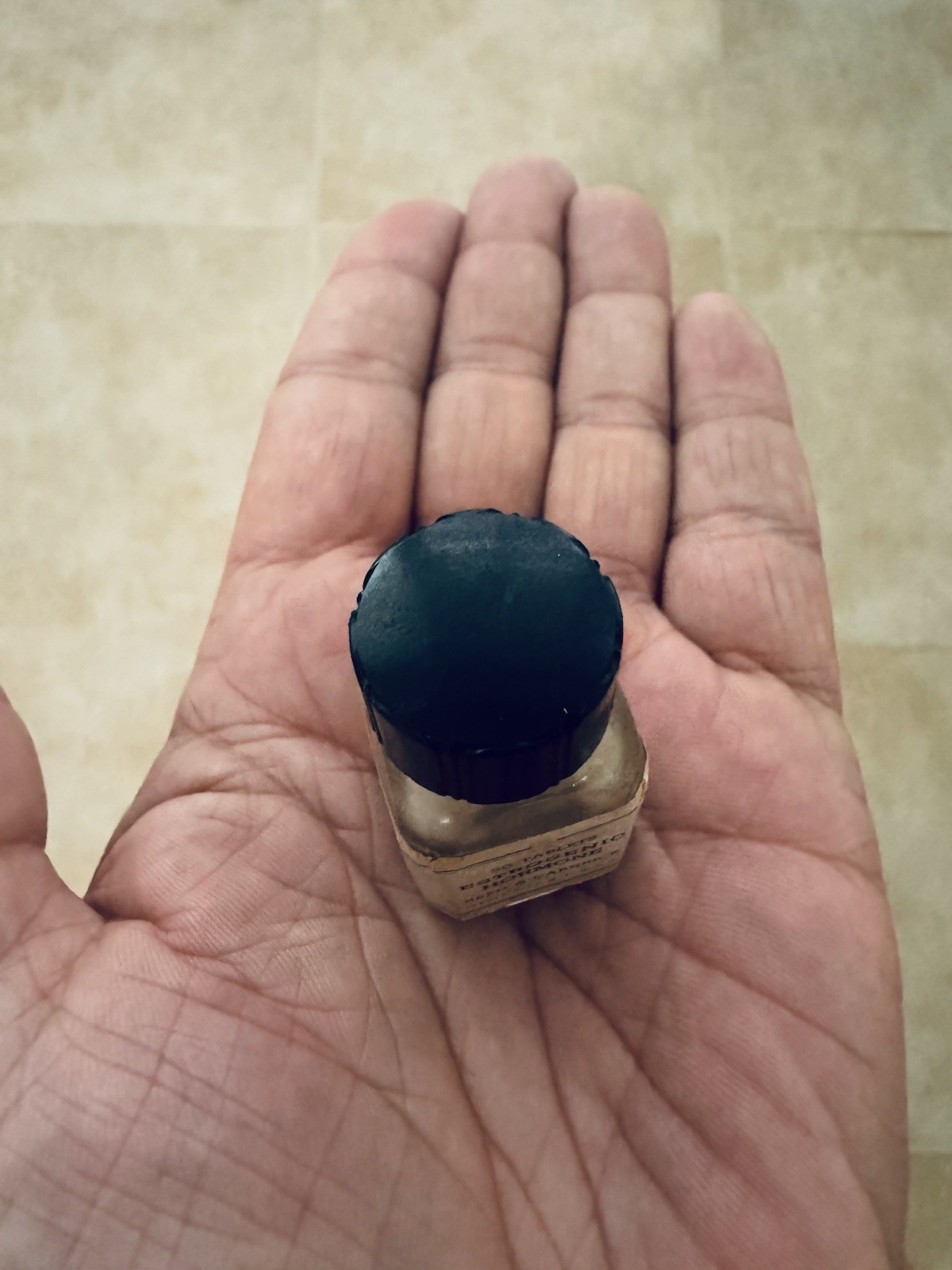 Antique 1930’s Reed & Carnrick Estrogenic Hormone Glass Medicine Bottle