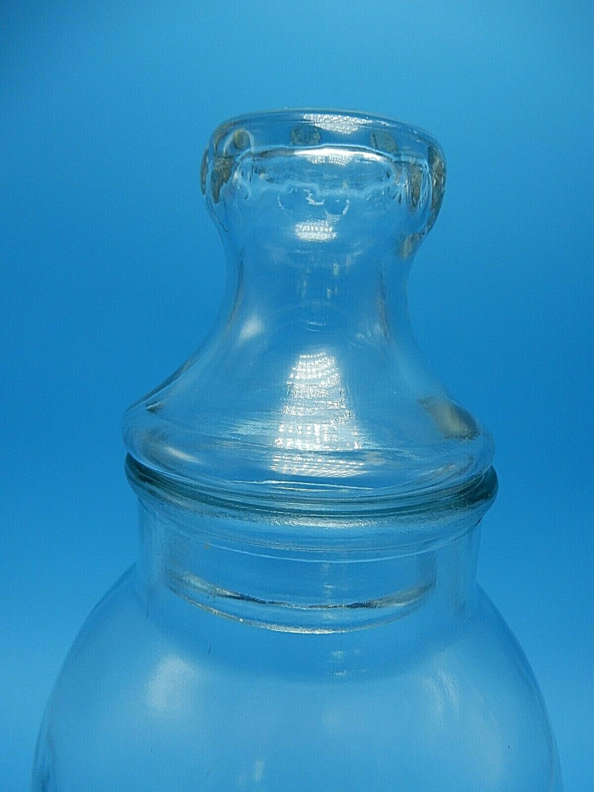 Vintage Apothecary Drug Store Footed Pedestal Jar & Lid Sand Art Display Storage