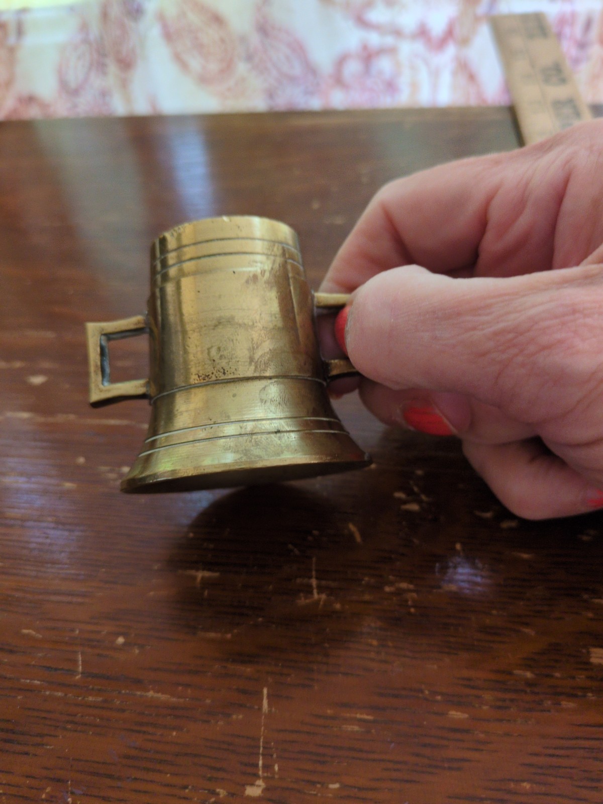 Vintage Brass Small Miniature Double Handled Mortar & Pestle (Bin 20)