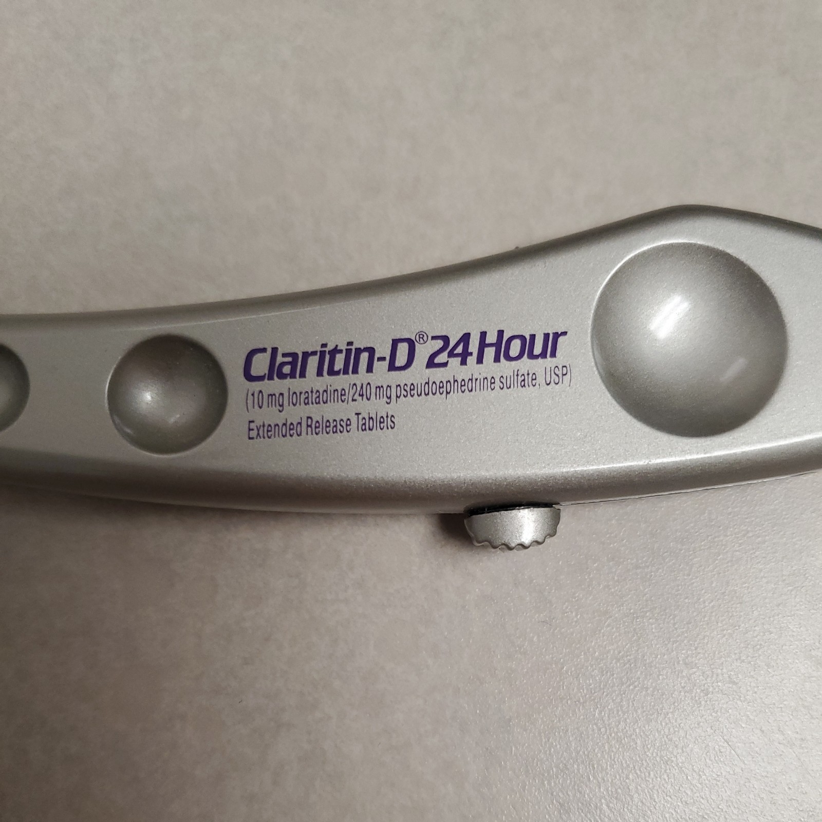 NASONEX, CLARITIN Pharmaceutical ADVERTISING REFLEX HAMMER