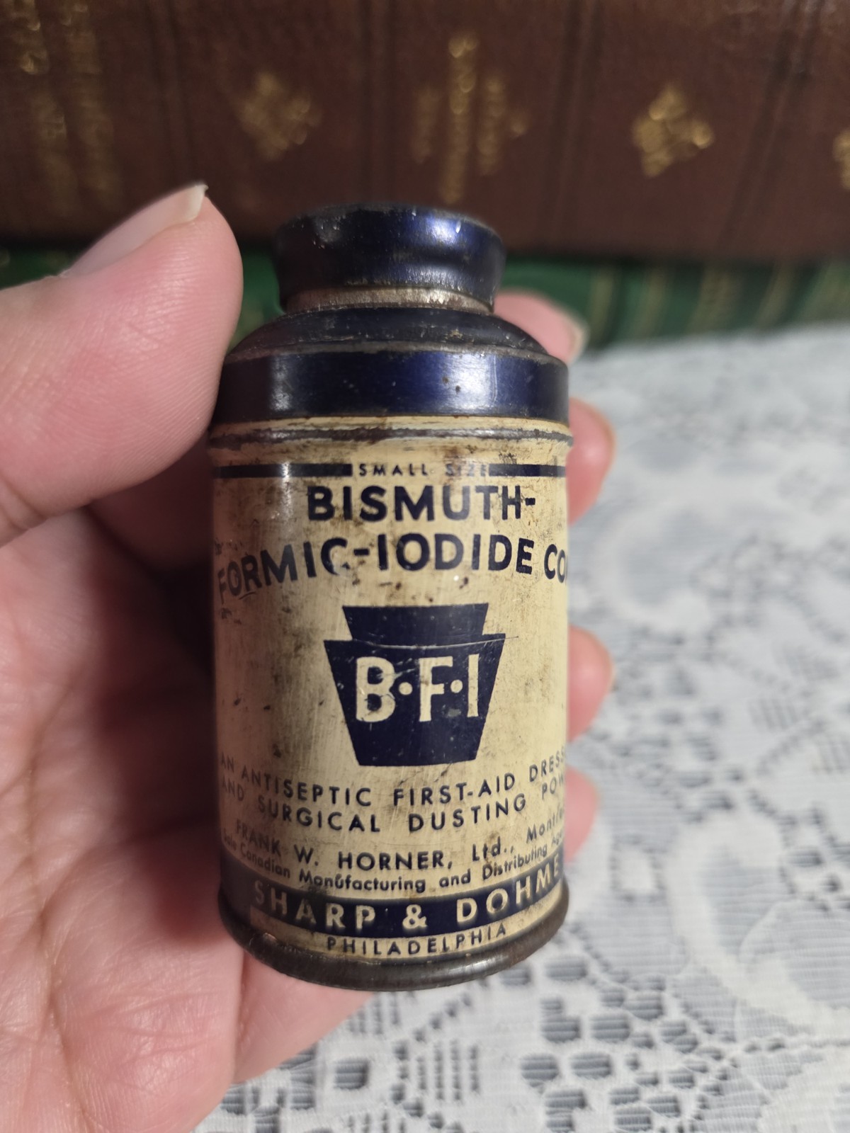 Vintage Apothecary Bottle Set – Pharmacy & Medicine Bottles – Cobalt & Amber…