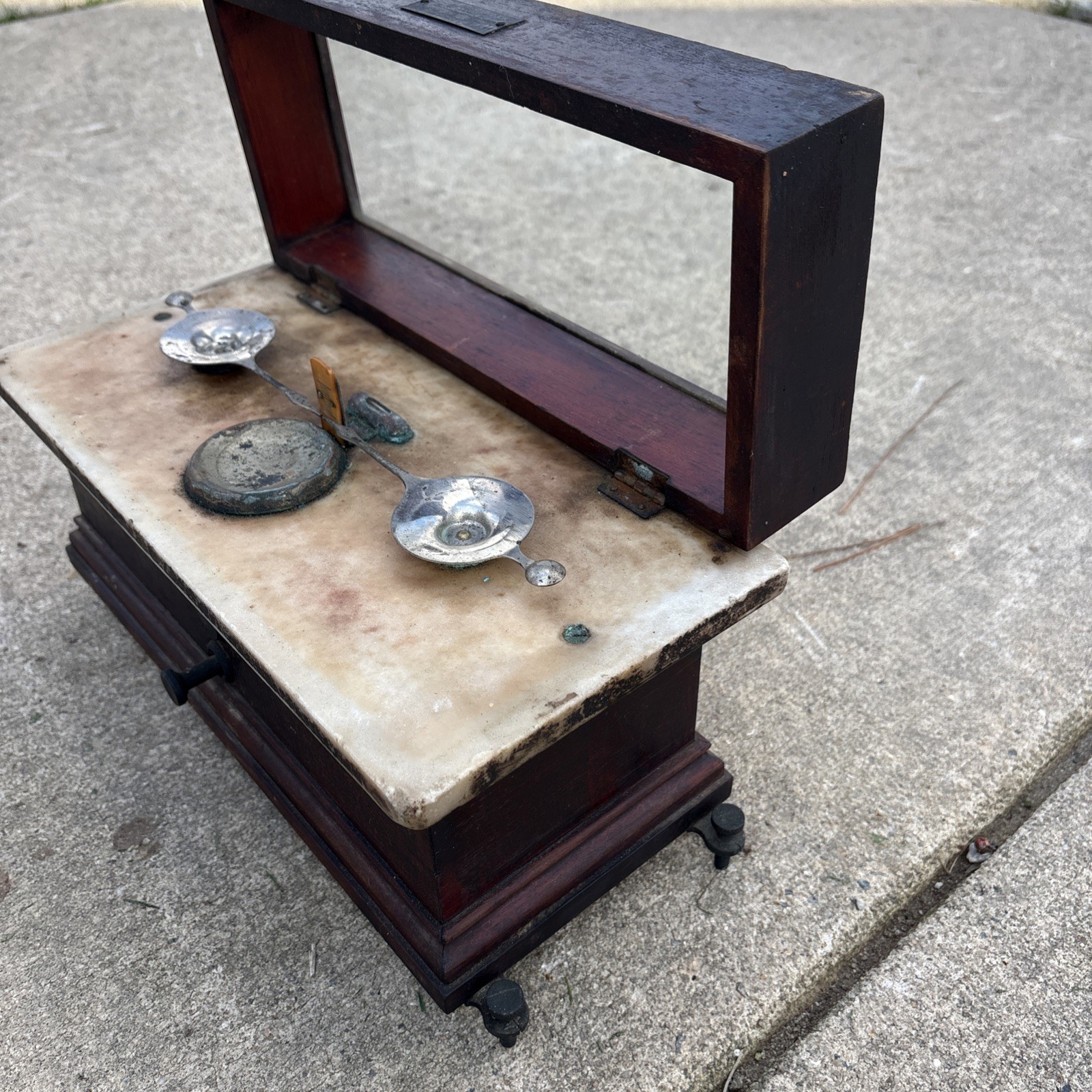 Antique Marble & Wood Apothecary Pharmacist Balance Gold Bouillon Scale Rustic