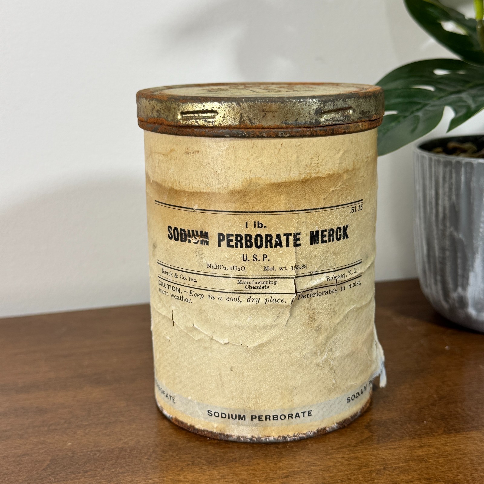 Vintage Merck 1 lb Sodium Perborate of Soda Container Apothecary Display