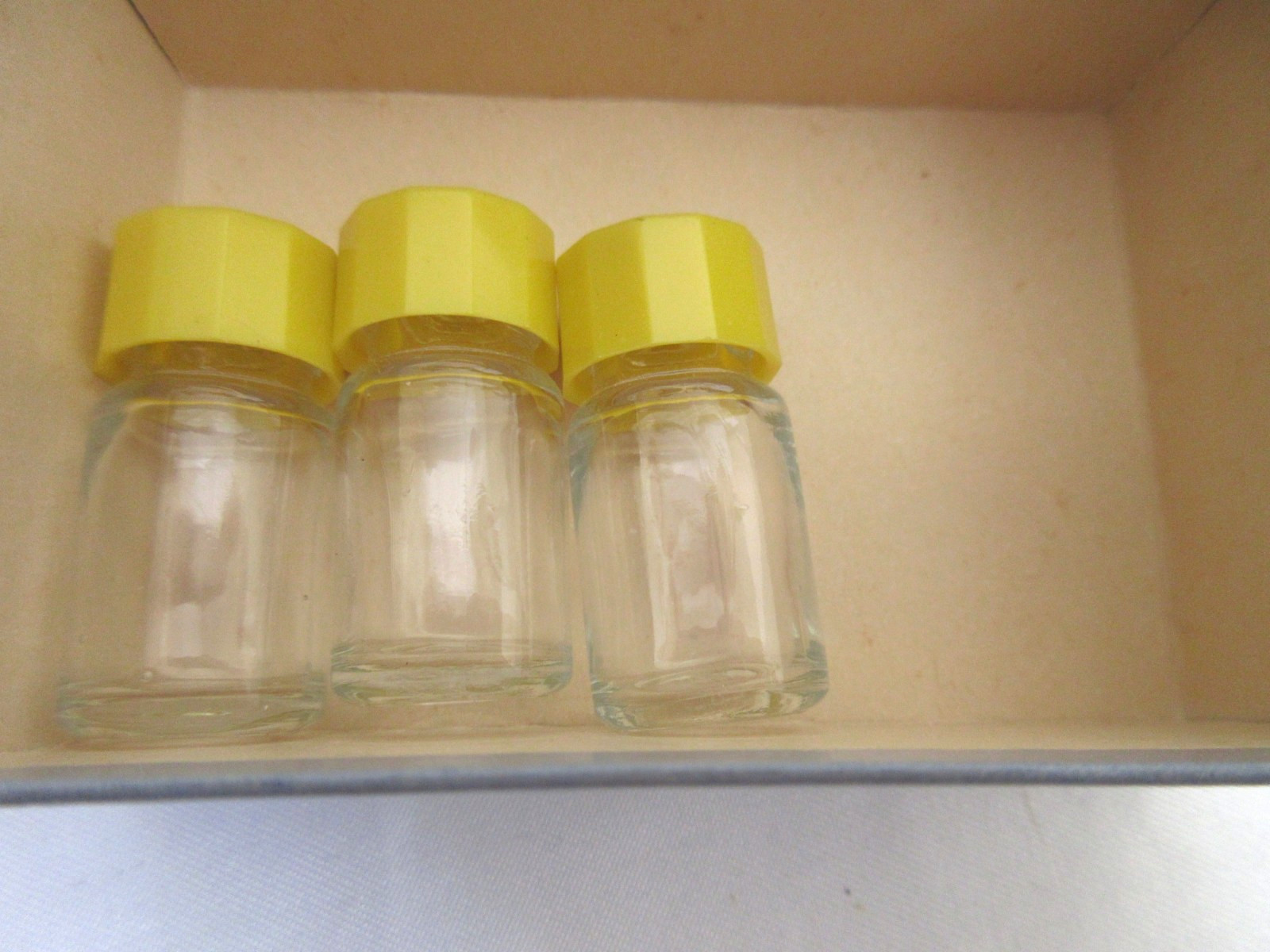 Vintage Denver Thrifty Drug Pharmacy Sample Bottles Box Apothecary Vials
