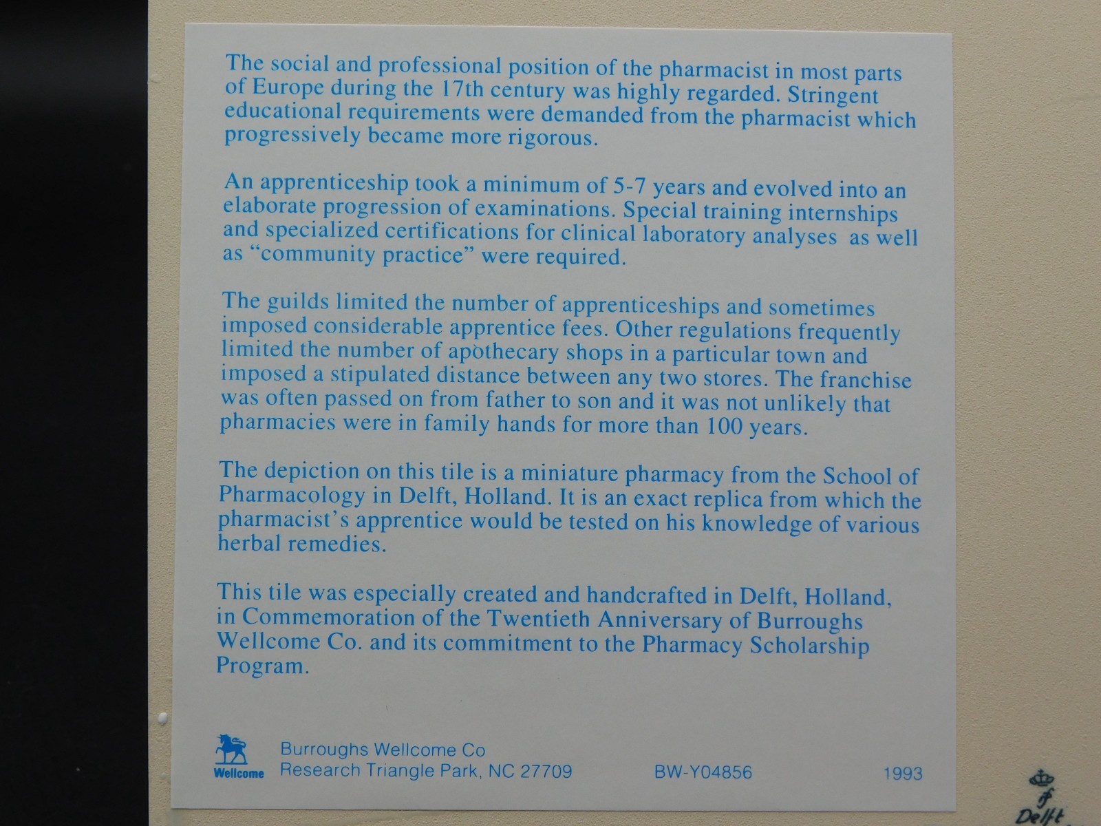 Delft Porcelain Pill Tile Burroughs Wellcome 20th Anniv. Pharmacy Apothecary