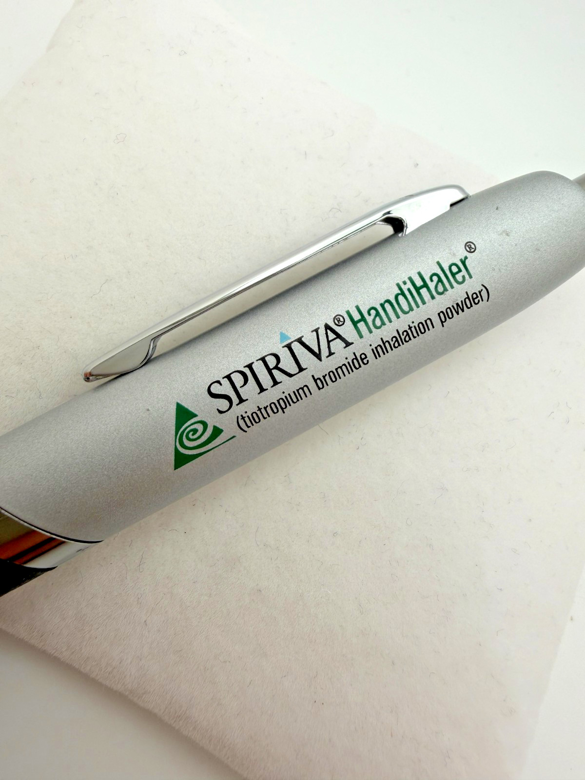 Spiriva Handheld Inhaler Drug Rep Pen (tested & working)