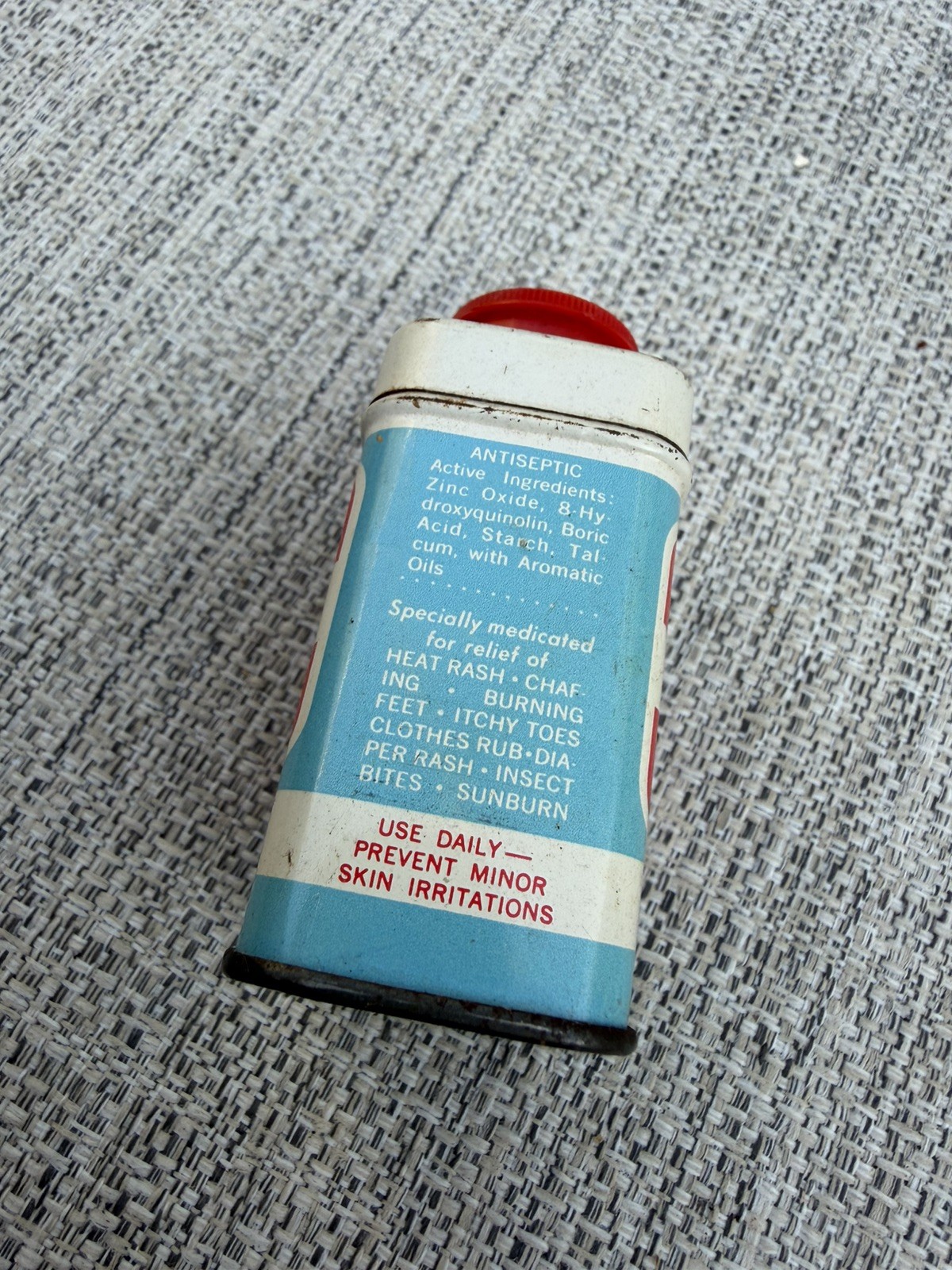 RARE vintage 1960s AMMENS Medicated Powder TIN can pharmaceutical GROVE LABS med