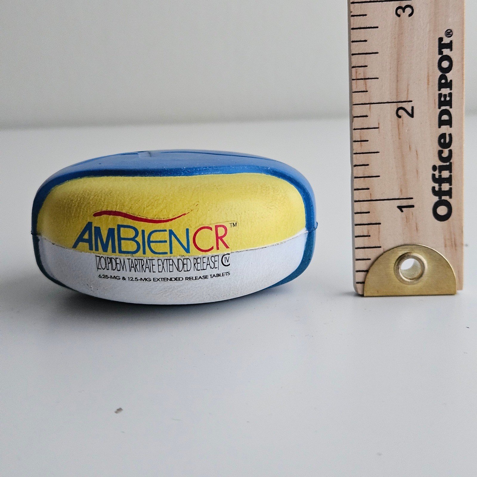 Ambien CR Stress Ball Promo Pharmaceutical Collectible Blue Yellow White Good