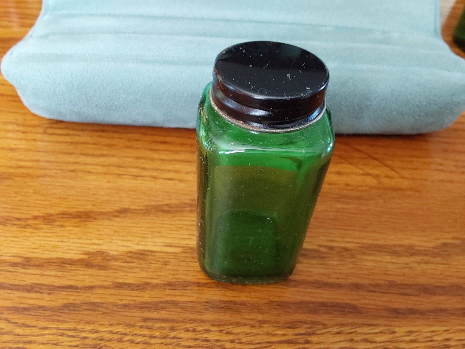 VTG Green Glass Prescription Bottle 1952 CITY DRUG STORE INT. Falls, Minnesota