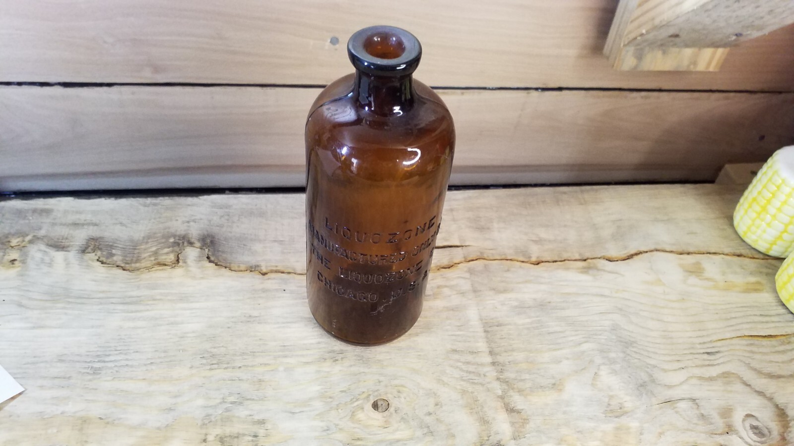 Vintage Brown Chemical Bottle LIQUOZONE MFD. BY THE LIQUOZONE CO. CHICAGO US