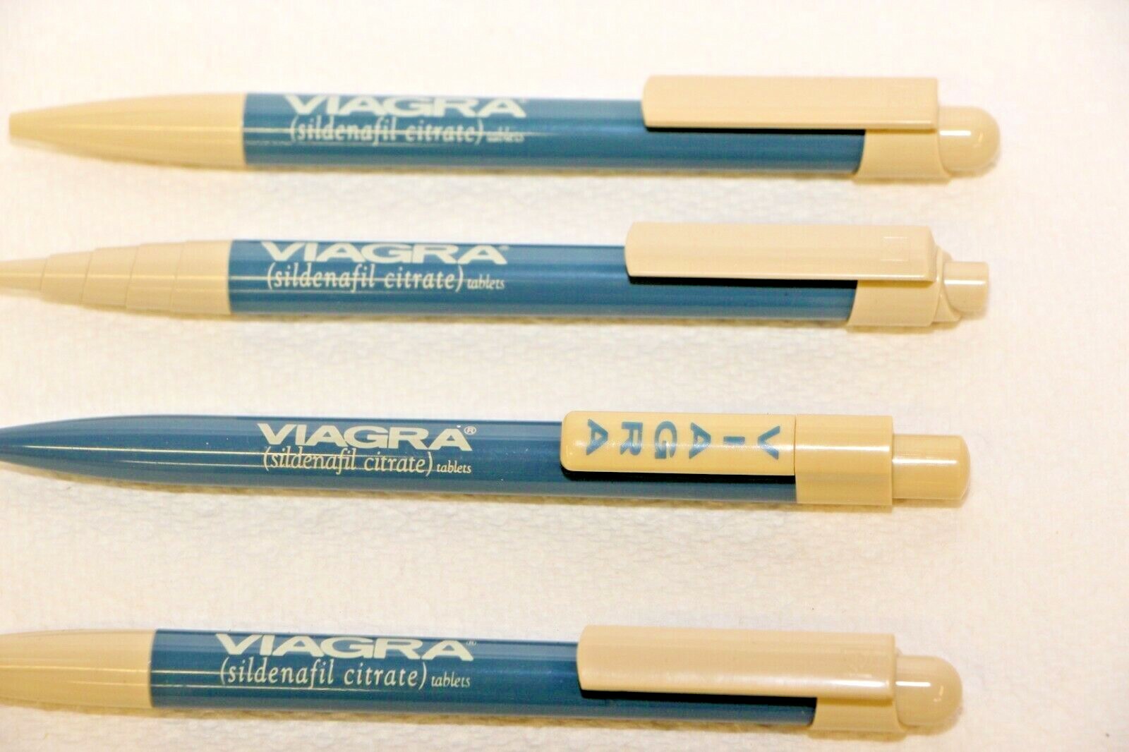 Pharmaceutical 5 Plastic Drug Rep Collectible Pens Viagra Blue and Cream
