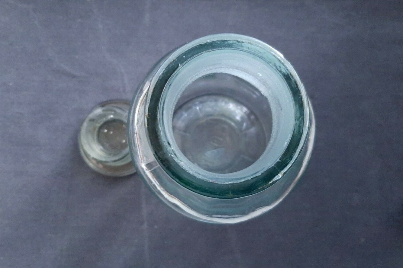 Pharmacy jar for reagents with an unpolished lid volume 1000 ml USSR