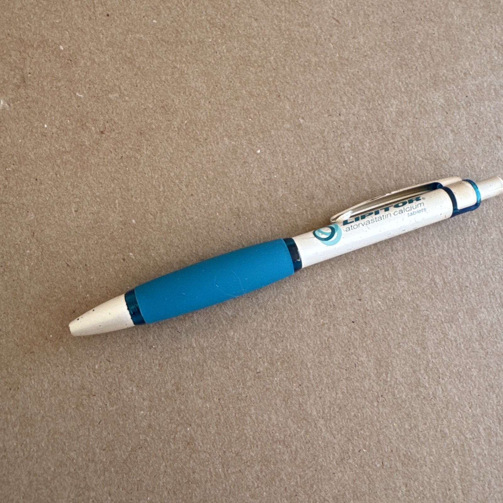 Lipitor Tablets Drug Rep Collectible Pen White Blue Green Thick Metal- Heavy
