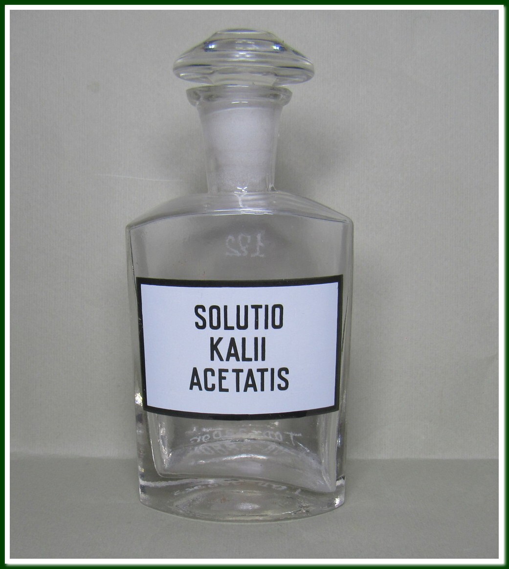 Vintage Medical Science Glass Bottle,Germany,SOLUTIO KALII ACETATIS