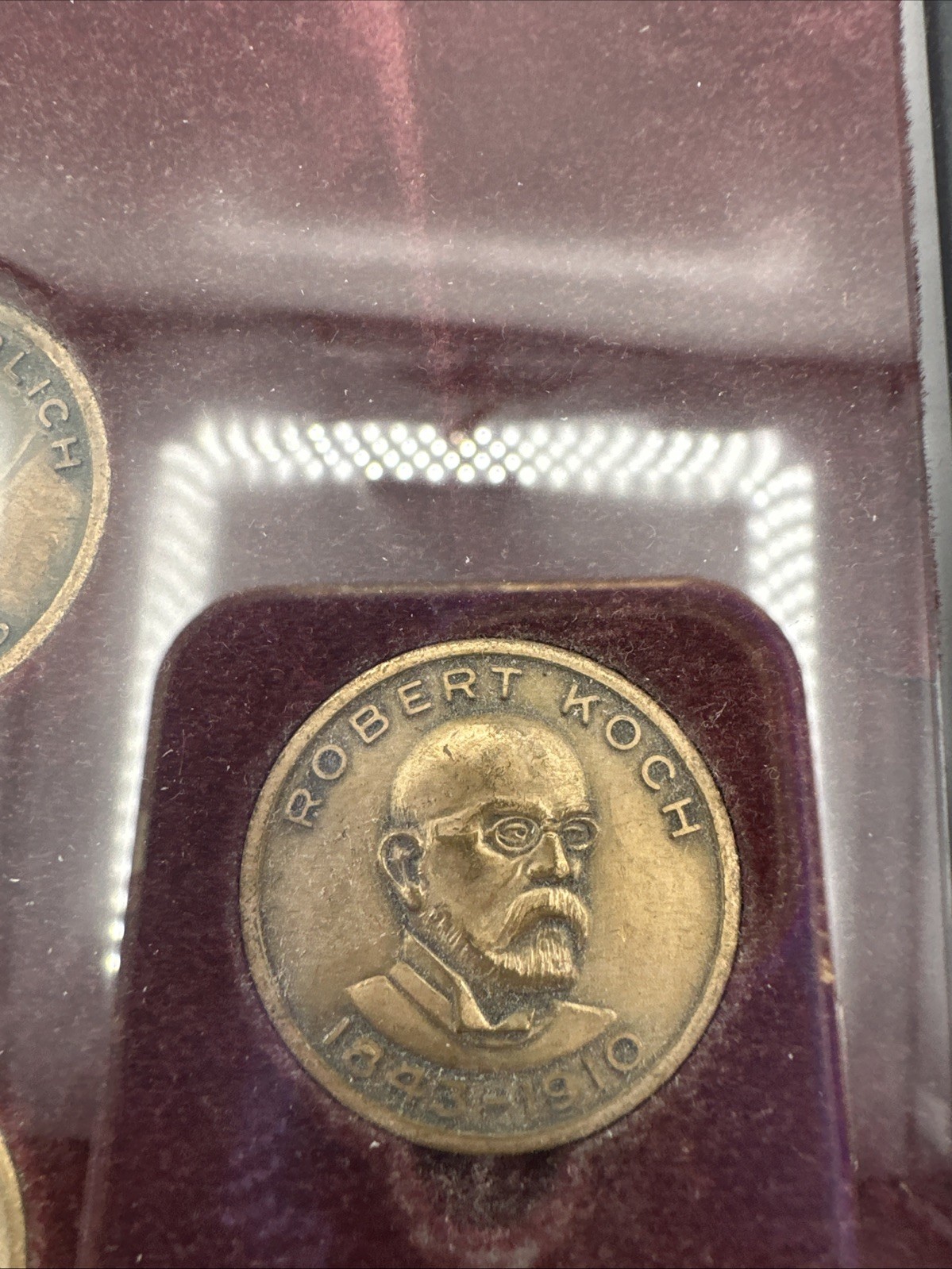 Eli Lilly And Co Coins Pioneers In The Fight Against Infectious Disease