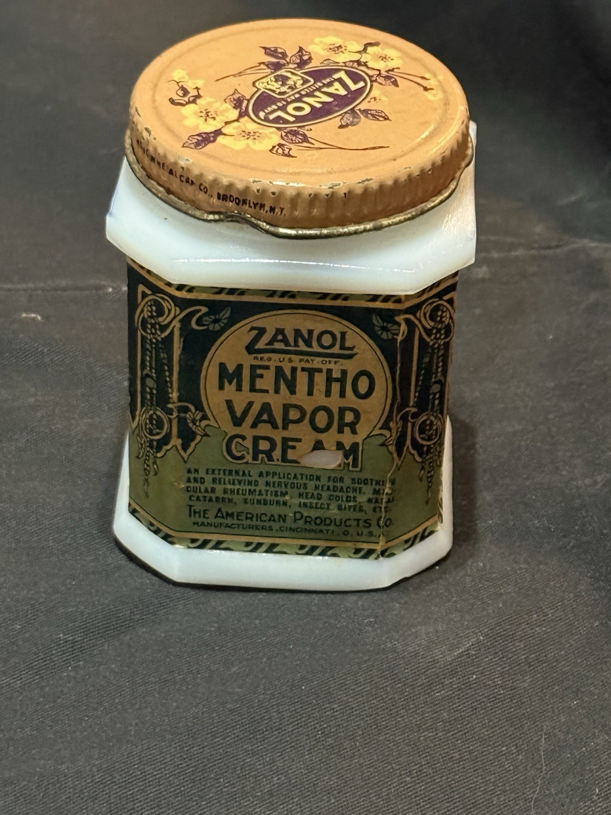 vintage Zanol Mentho Vapor Cream jar Milk Glass Good Condition 3” Tall With Lid
