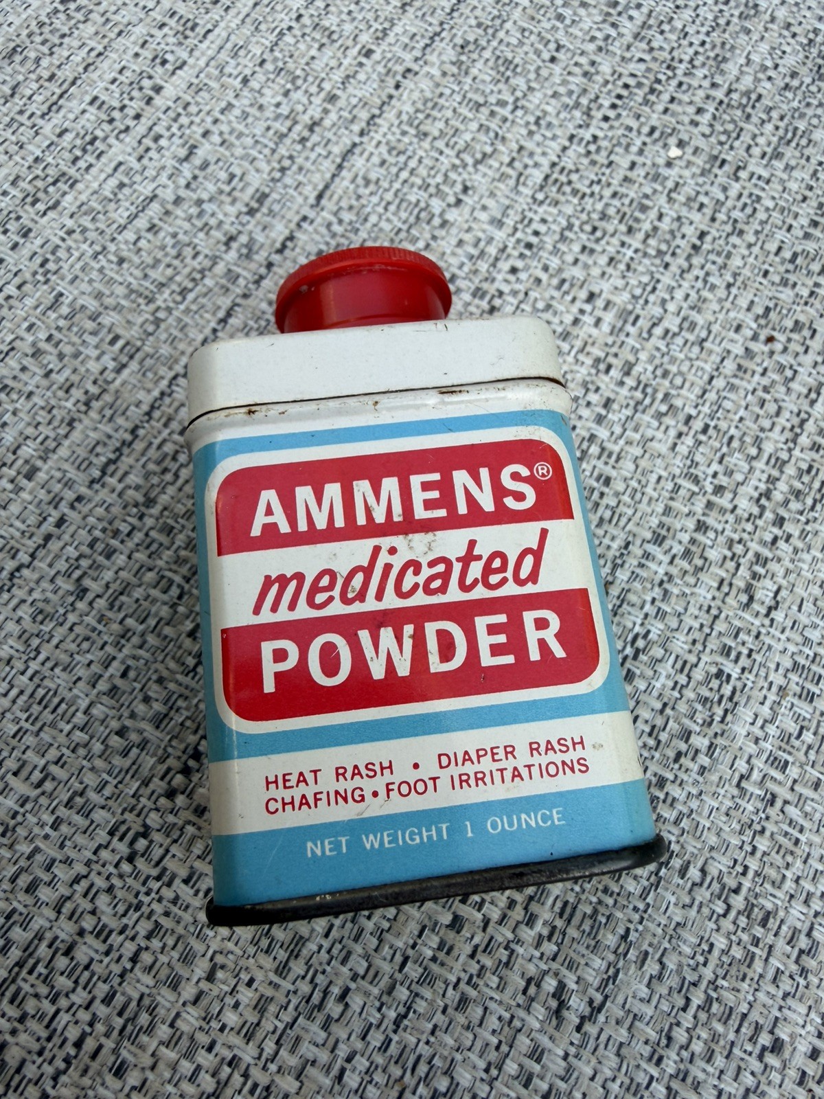 RARE vintage 1960s AMMENS Medicated Powder TIN can pharmaceutical GROVE LABS med