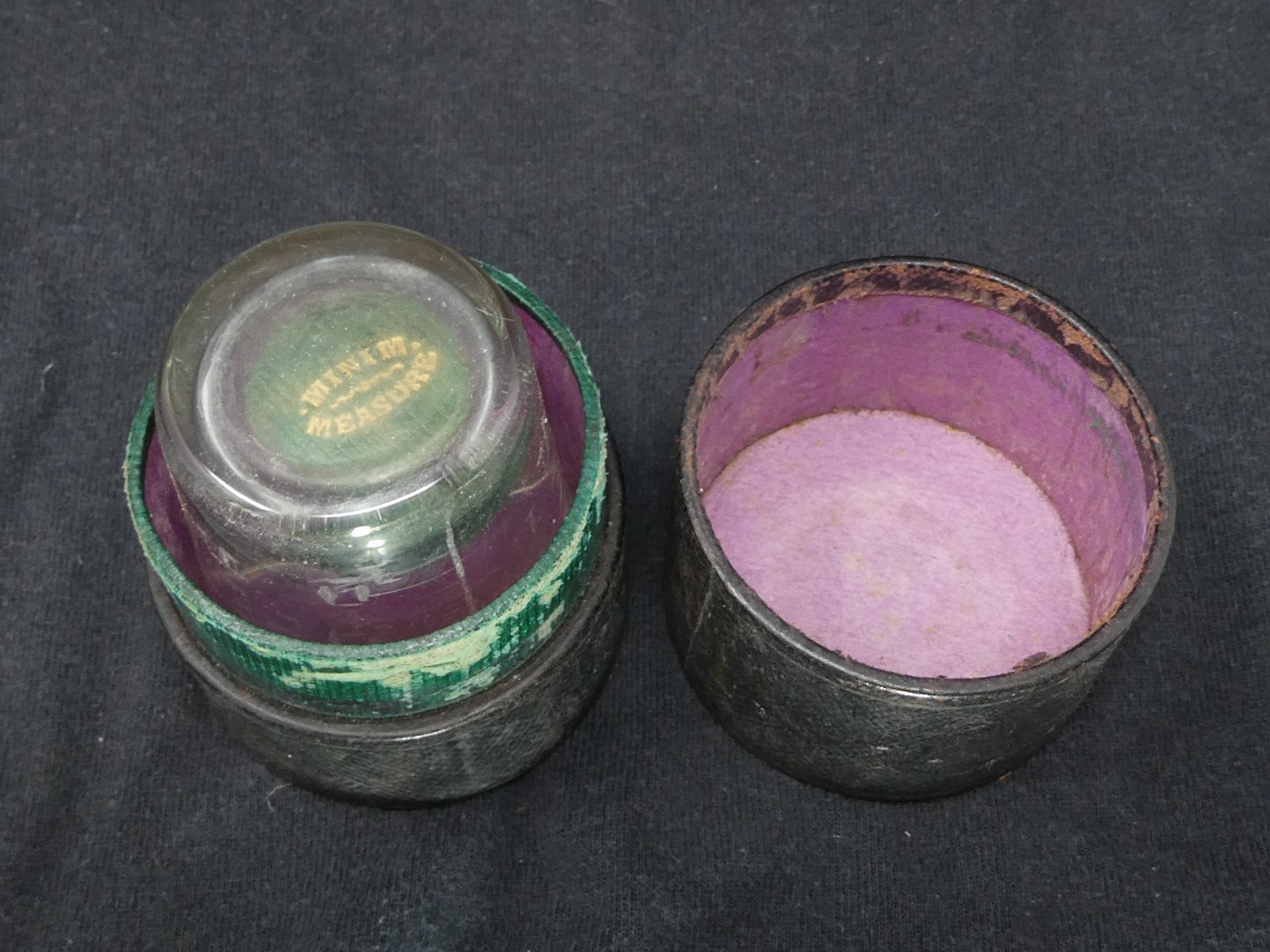 Cased Minim & Medicine Glass Measure Etched Apothecary Graduated Set