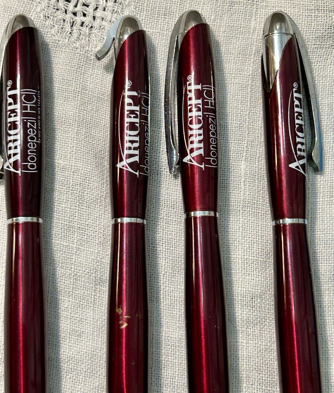 5 Drug Rep Pens 4 Rare Aricept Heavy Metal Drug Rep Pens, 1 Lipitor Pen Promo