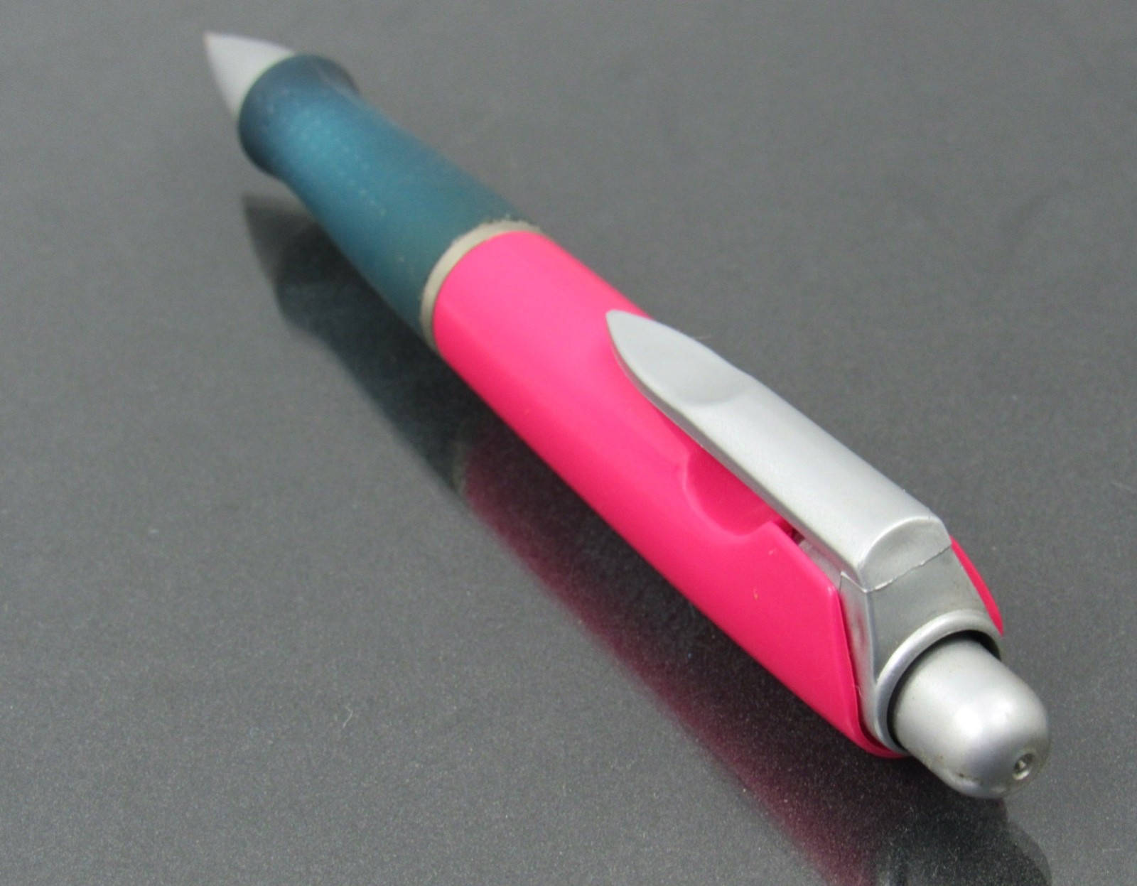 Rare Big Bold Pink & Blue Vigamox PEN Drug Rep Pharmaceutical Promo Advertising