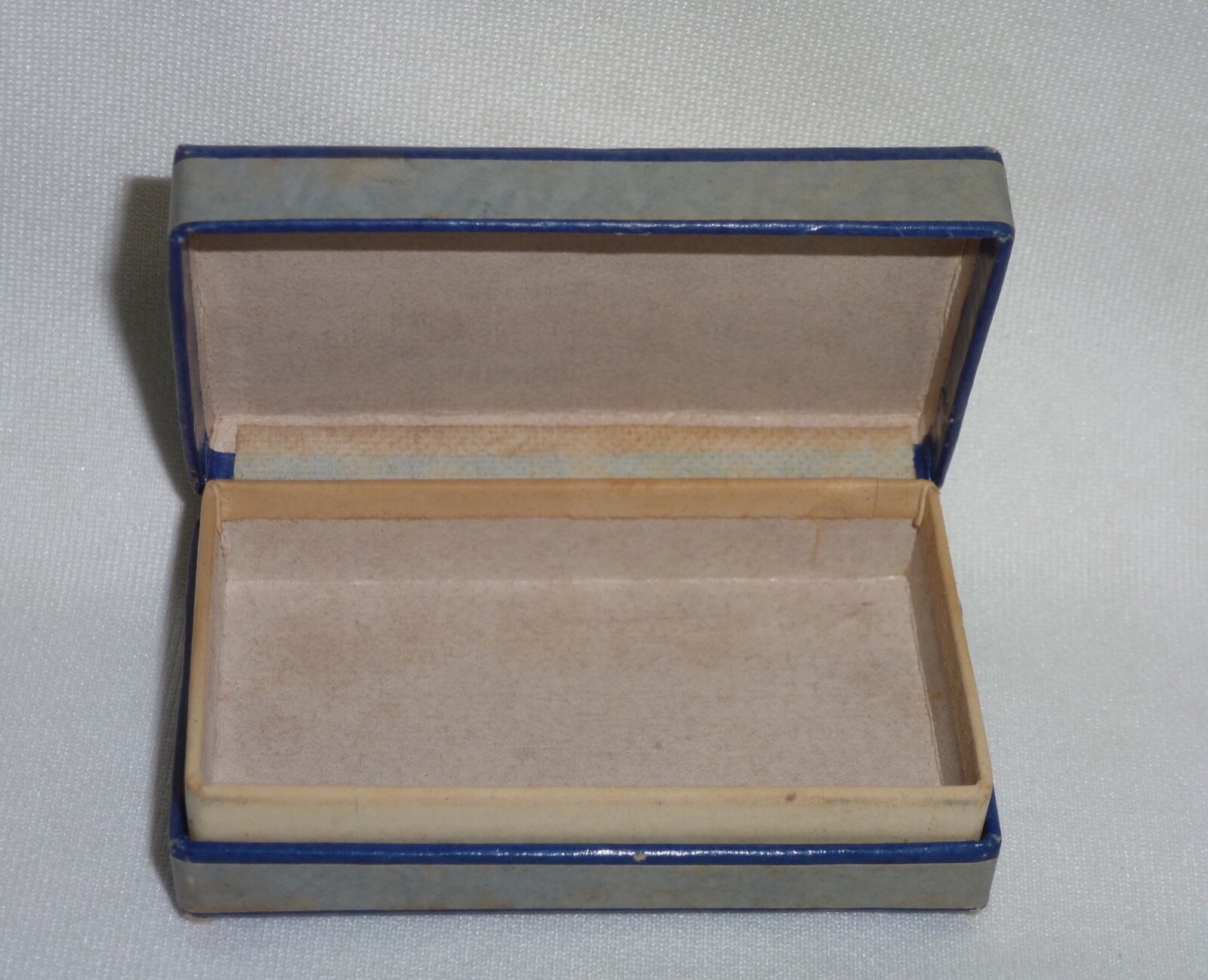 Vintage Charleston Naval Base, SC Hinged Drug Store Pharmacy Pill Box – Navy