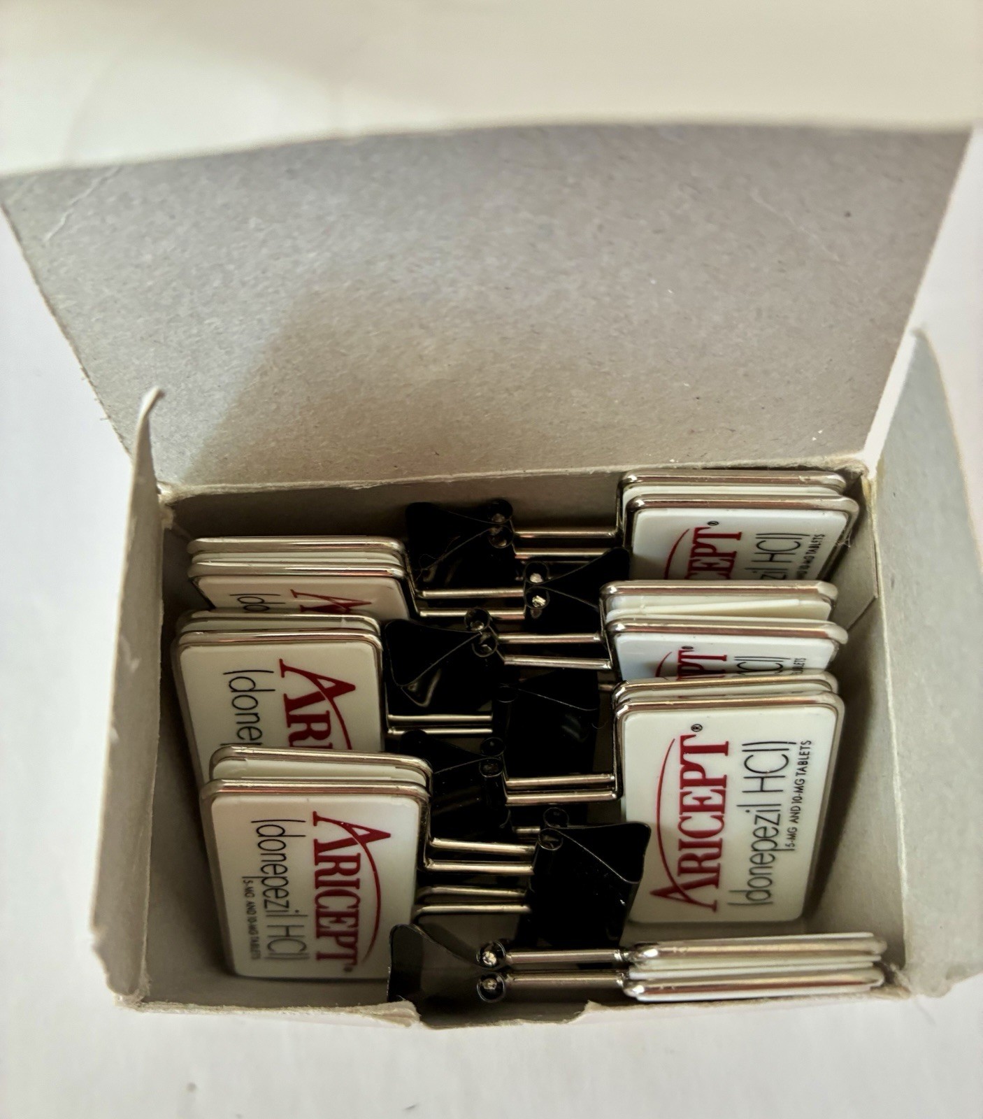 VTG Aricept Pharmacore Lot Of 7 Aricept Drug Rep Binder Paper Clip Advertising