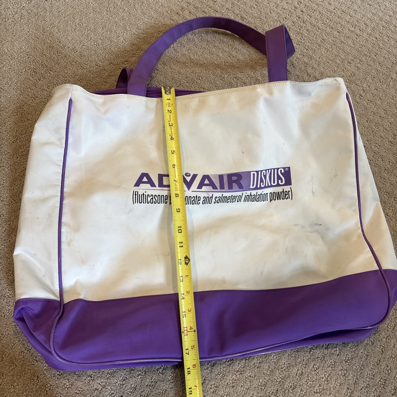 ADVAIR Tote Bag 24x18x5″ Pharmaceutical Drug Rep vtg Vinyl Zip collectible