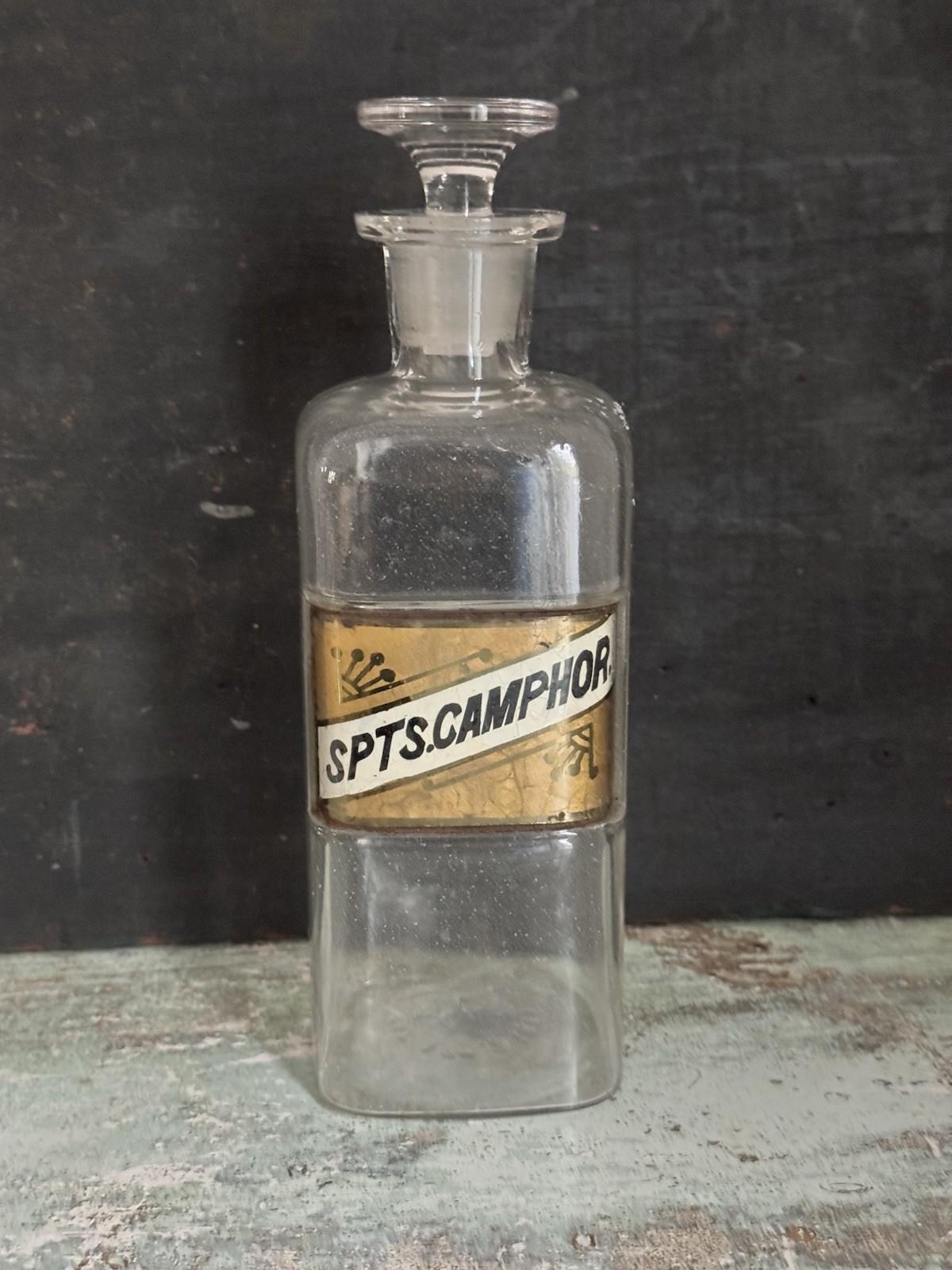 Antique Pharmaceutical Apothecary Medical Camphor Glass Bottle Jar