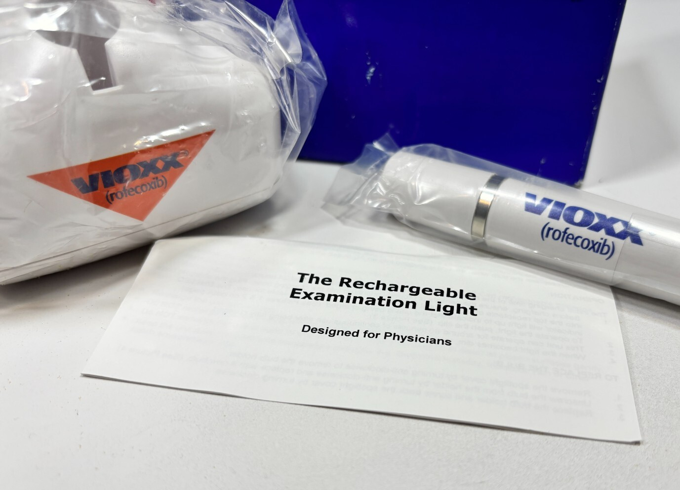 Vioxx Rofecoxib Merck Physician Pen Light Flashlight Pharmaceutical Rep Promo