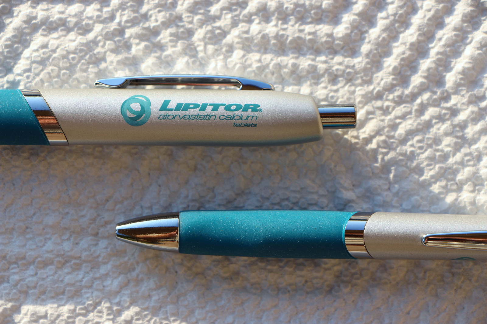 Drug Rep 2 LIPITOR Heavy Metal Brushed Silver Beautiful Pens