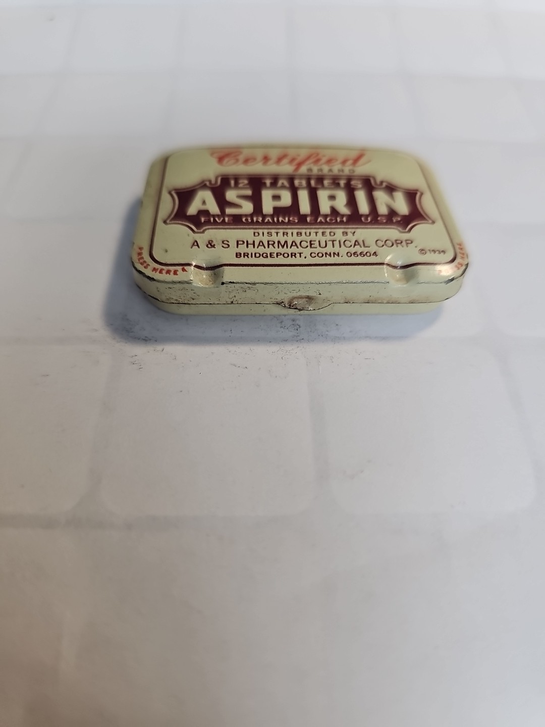 Open Box 1939 Certified Brand Aspirin 12 Tablet Pocket Pill Tin Antique Mini Tin