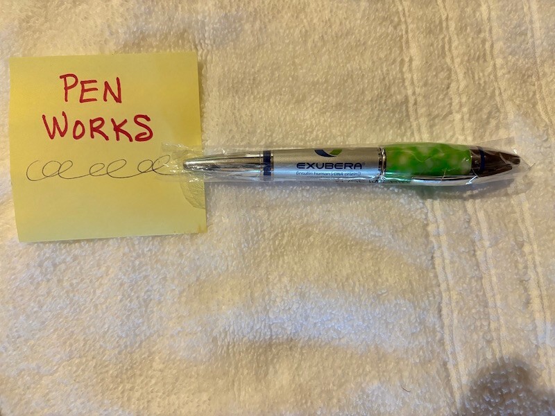 EXCEEDINGLY RARE VINTAGE “CELEBREX” PFIZER DRUG PROMO YELLOW/GREEN MARBLED PEN