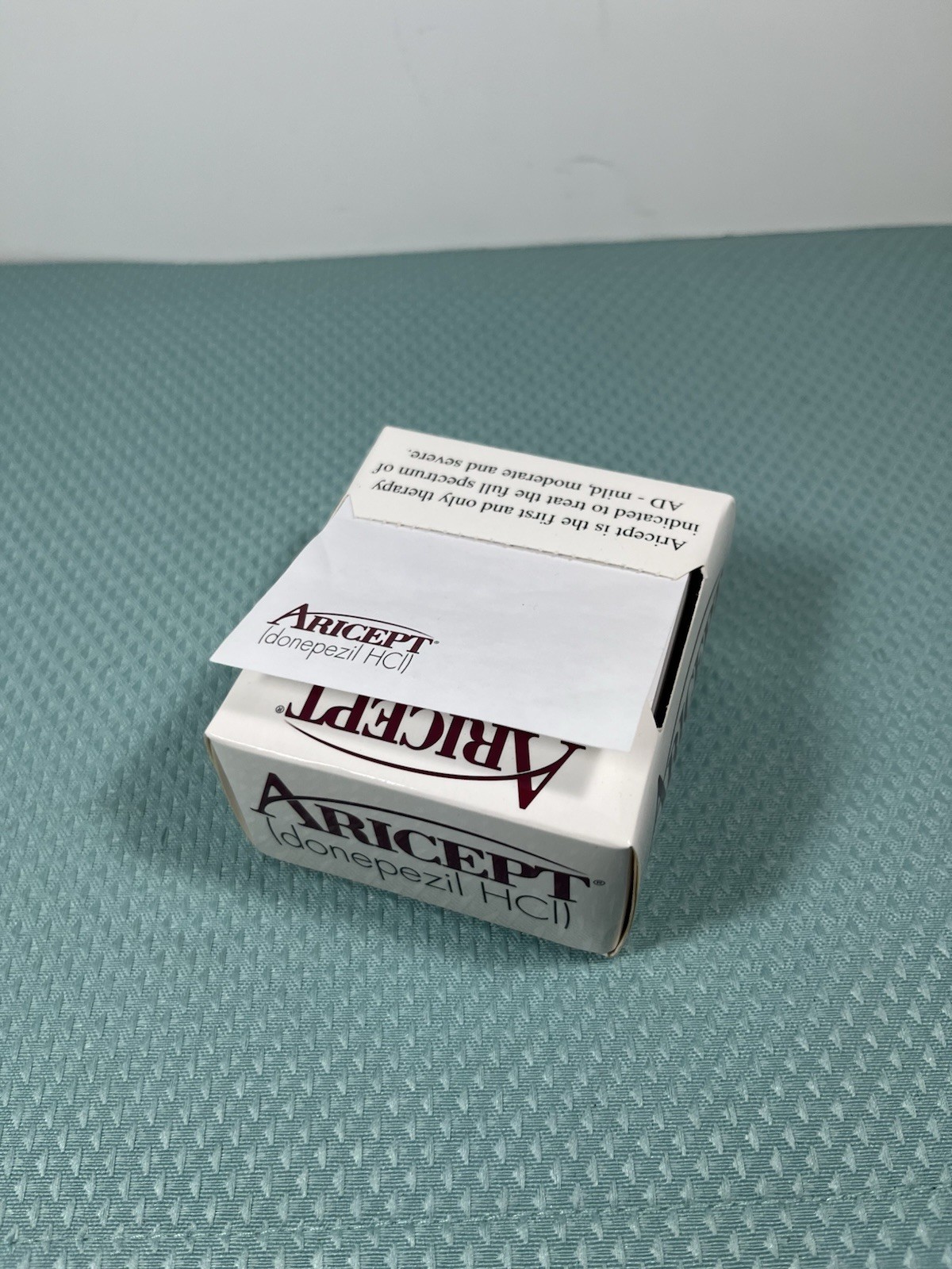 Aricept Pharmaceutical Drug Rep Sticky Notes And Carrier