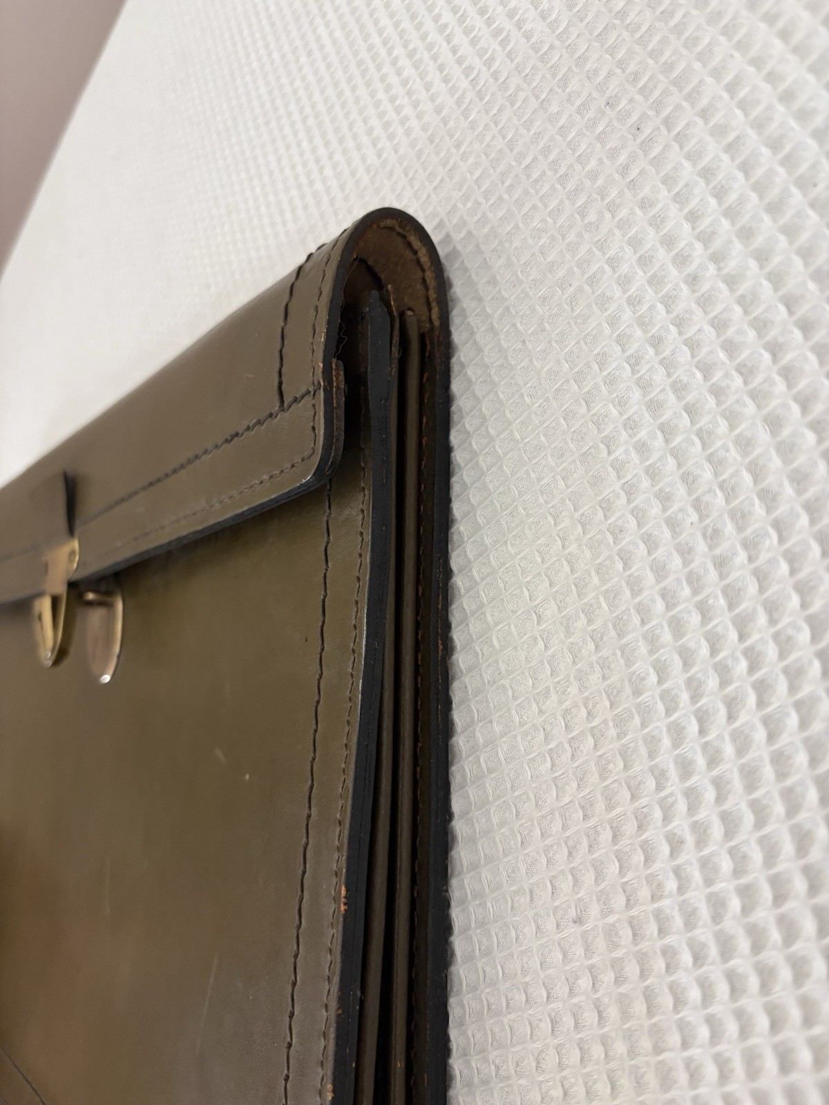 Hoffman La Roche Vintage Leather Document Bag Homa Nutley NJ Pharmaceutical Rep