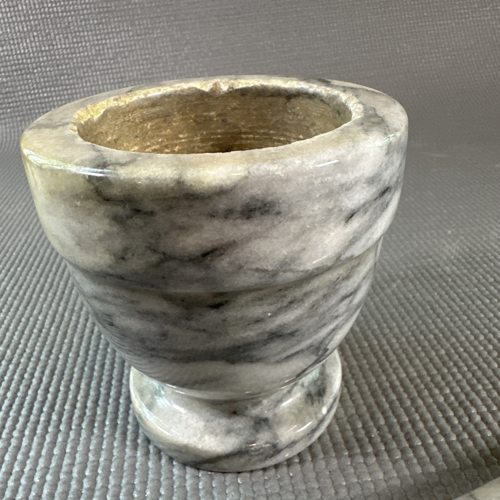 VINTAGE MORTAR IN MARBLE STONE & PESTLE TO COOK OR APOTHECARY GRINDING TOOL