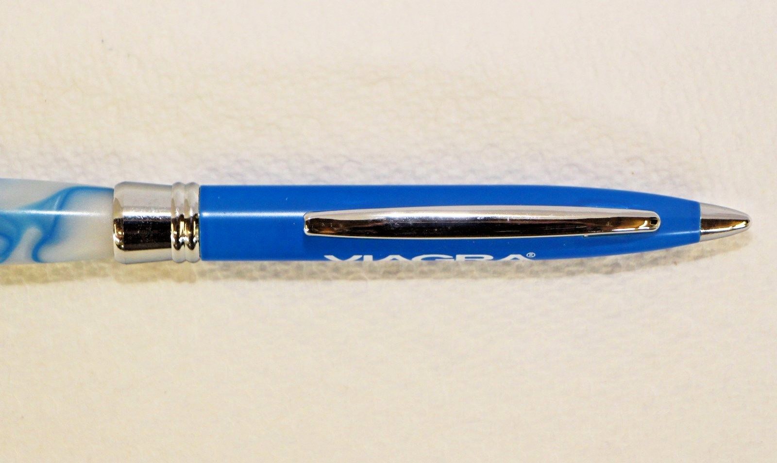 2 Heavy Metal Viagra Pens Blue Vien Marble Gripper ( New in Sleeve )