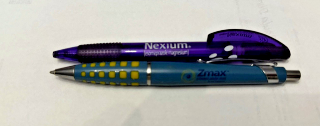 ZMAX + Nexium Pharmaceutical Pens Ball Clicker Lot of 2