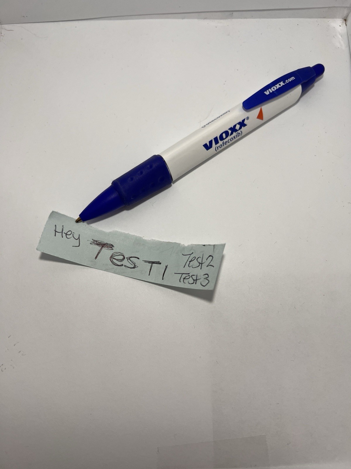 Singulair & VOIXX – Pharmaceutical Drug Rep Pens Advertise Plastic 1 each