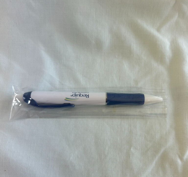 5 Vintage Requip Uni-Ball Pens – Pharma Promo Samples – 1980s – New in Sleeve
