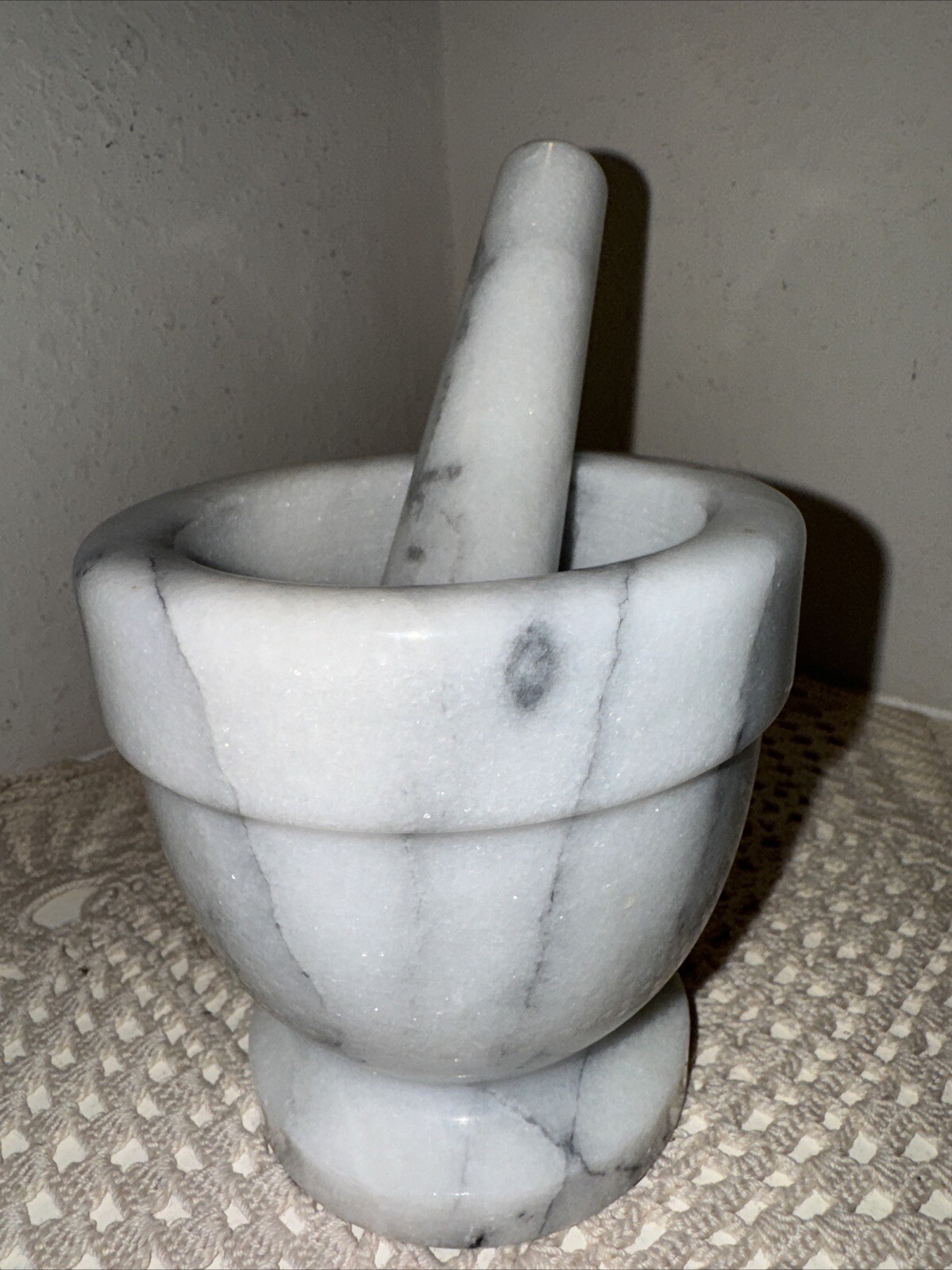 Vintage 1960’s White Italian Marble Mortar And Pestle 3+ Pounds 4-1/8” H x 4” W