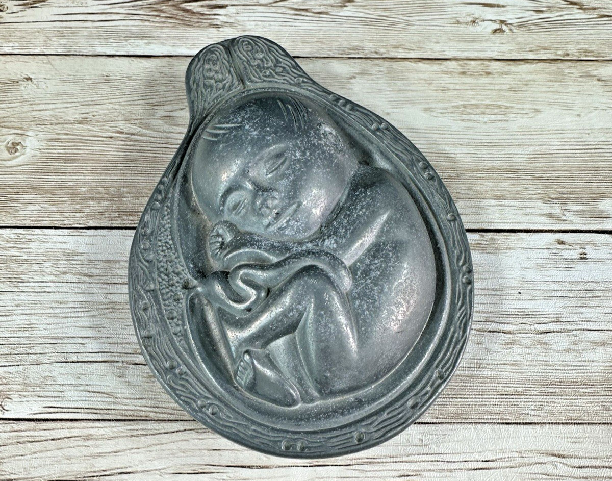 Vtg 1950-60s Parke-Davis Tabron Pharmaceutical Fetus Baby Pewter Paperweight