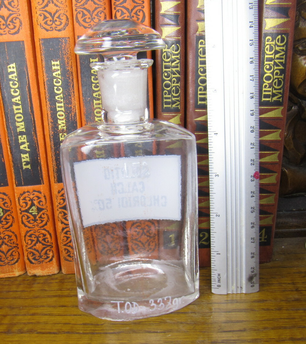Vintage Medical Science Glass Bottle,Germany,SOLUTI CALCII CHLORIDI 50%