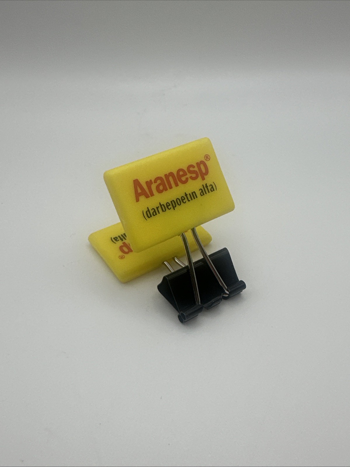 Discontinued Pharmaceutical Promo Binder Clip – Aranesp (Darbepoetin Alfa)