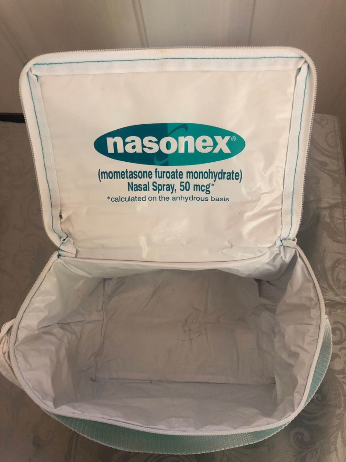 pharmaceuticaldrug rep green lunch box 9×6.5×6 FOLDED FLAT WN NOT IN USE