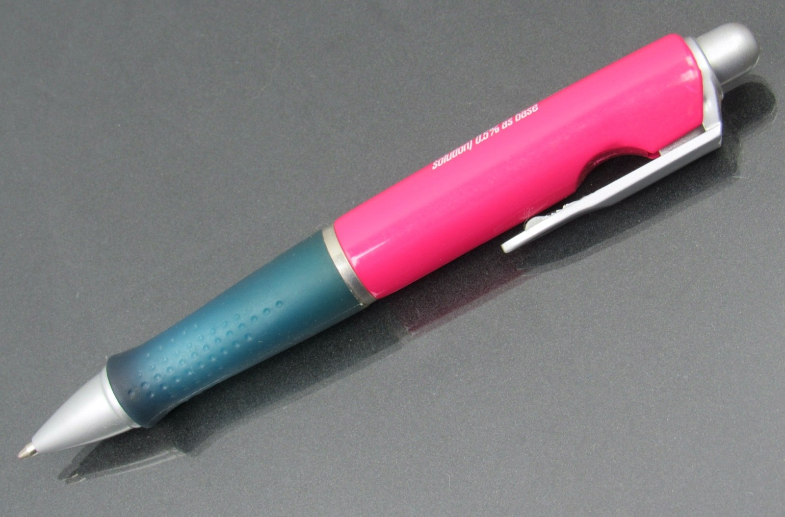 Rare Big Bold Pink & Blue Vigamox PEN Drug Rep Pharmaceutical Promo Advertising