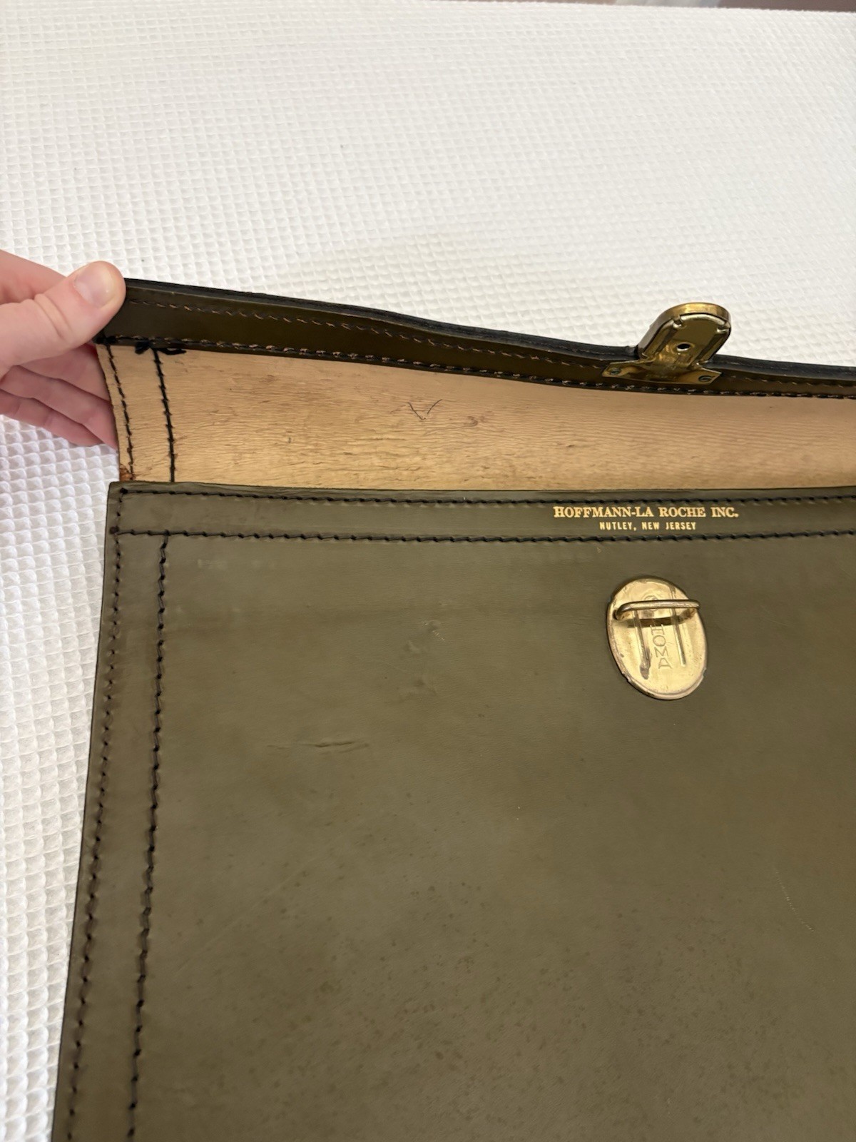 Hoffman La Roche Vintage Leather Document Bag Homa Nutley NJ Pharmaceutical Rep
