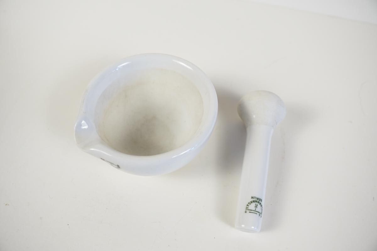 Antique Haldenwanger Small Porcelain 2.5″ Mortar and Pestle Berlin Apothecary