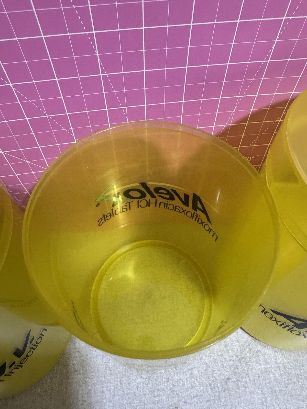 Pharmaceutical Avelox brand name 3 Canister Set antibiotic moxifloxacin