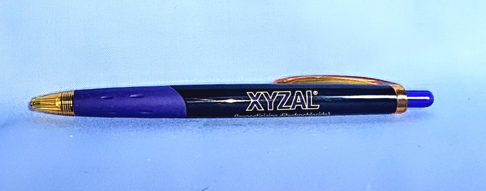 XYZAL 4 Drug Rep Ink PEN Light Up Purple Gold Collectible Pharmaceutical Medical